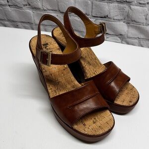 Kork-Ease | Shoes | Korks Bagley Platform Leather Studded  display picture 1